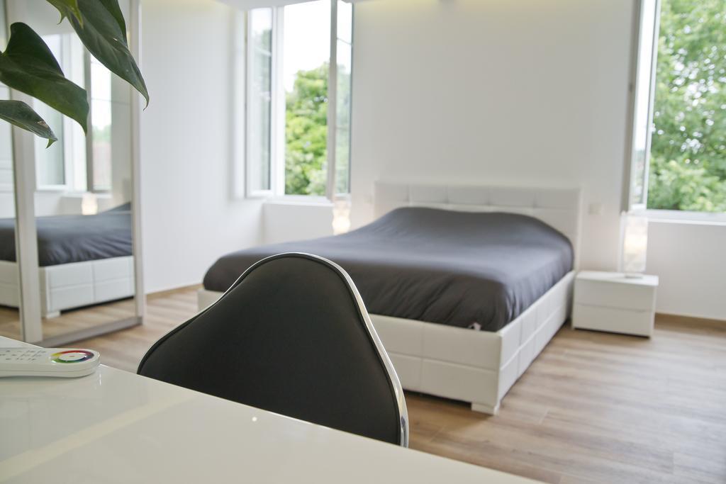 Bed and Breakfast Moulin Des Tours Barbaste Camera foto