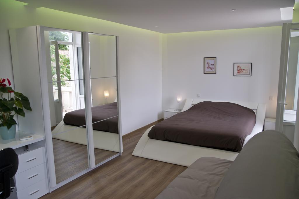 Bed and Breakfast Moulin Des Tours Barbaste Camera foto