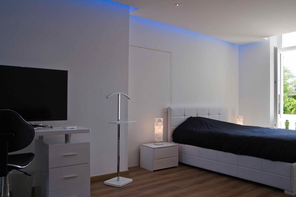 Bed and Breakfast Moulin Des Tours Barbaste Esterno foto