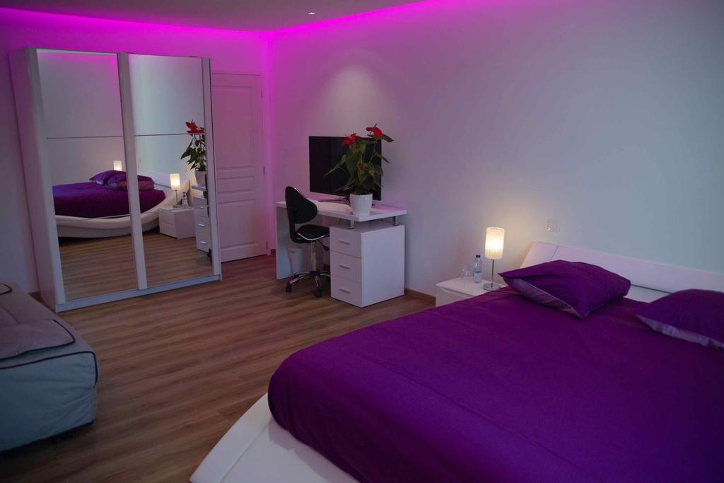 Bed and Breakfast Moulin Des Tours Barbaste Esterno foto